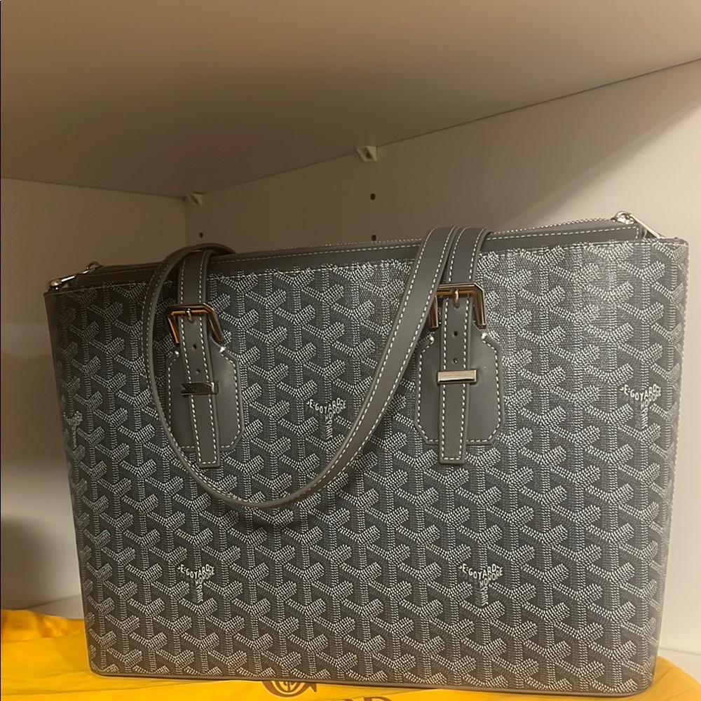Stylish Gray Tote Bag